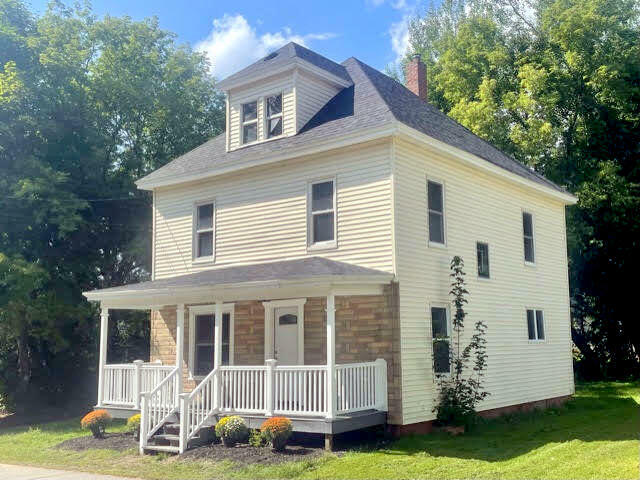 Property Photo: 14 Green Street ME 04254