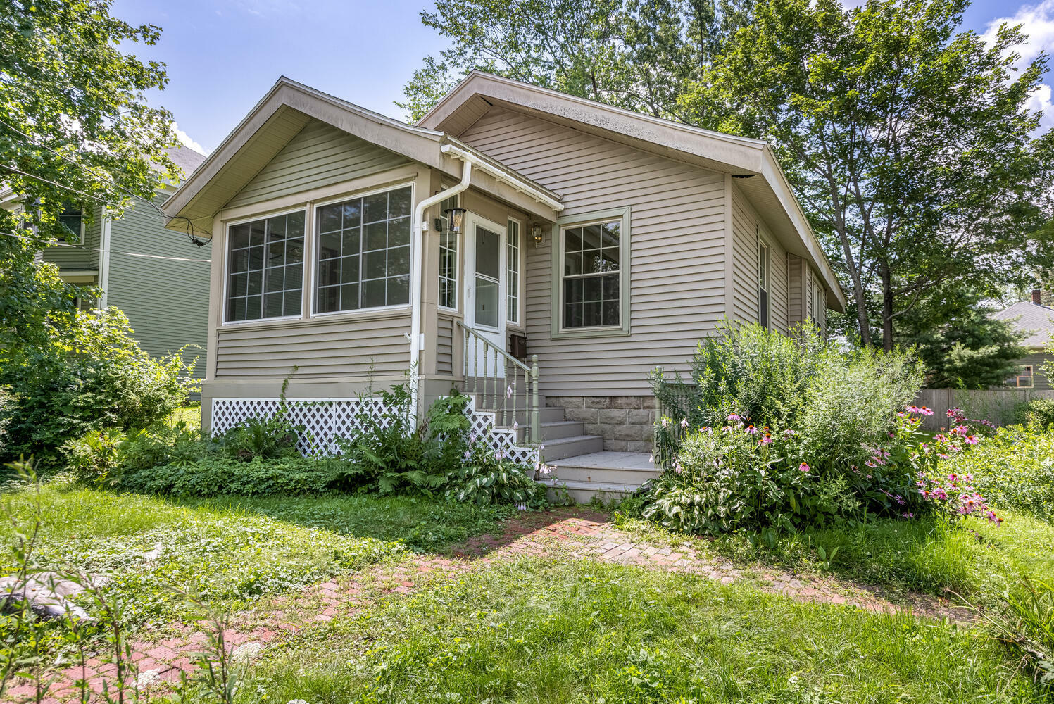 Property Photo: 148 Rockland Avenue ME 04102