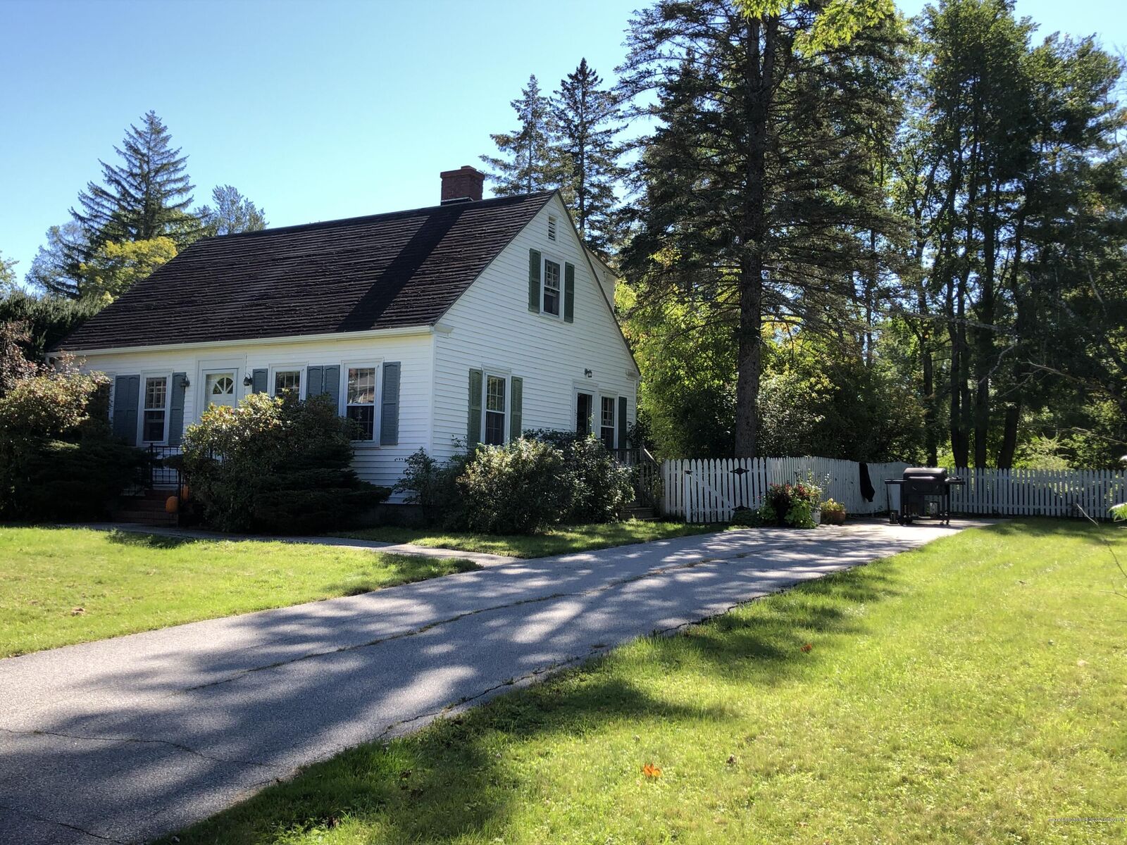 Property Photo:  10 Chapel Road  ME 04473 