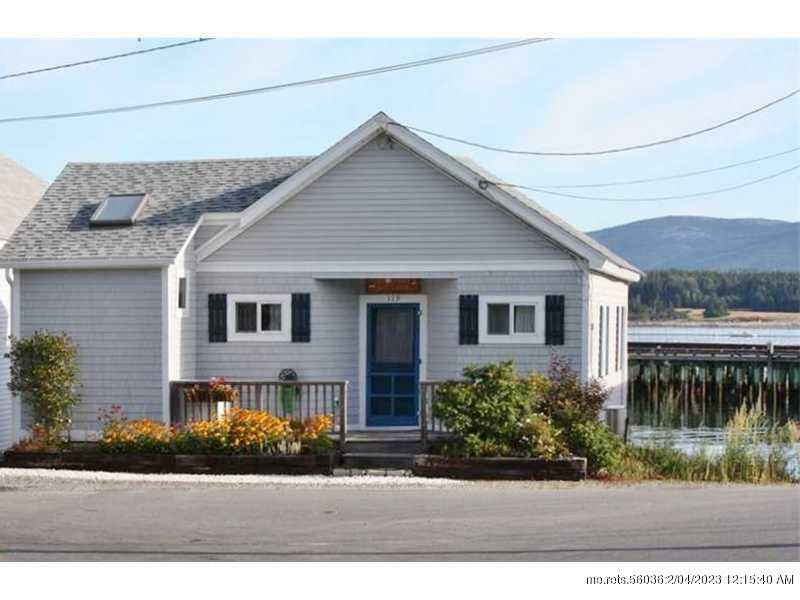 Property Photo:  119 Shore Road  ME 04679 