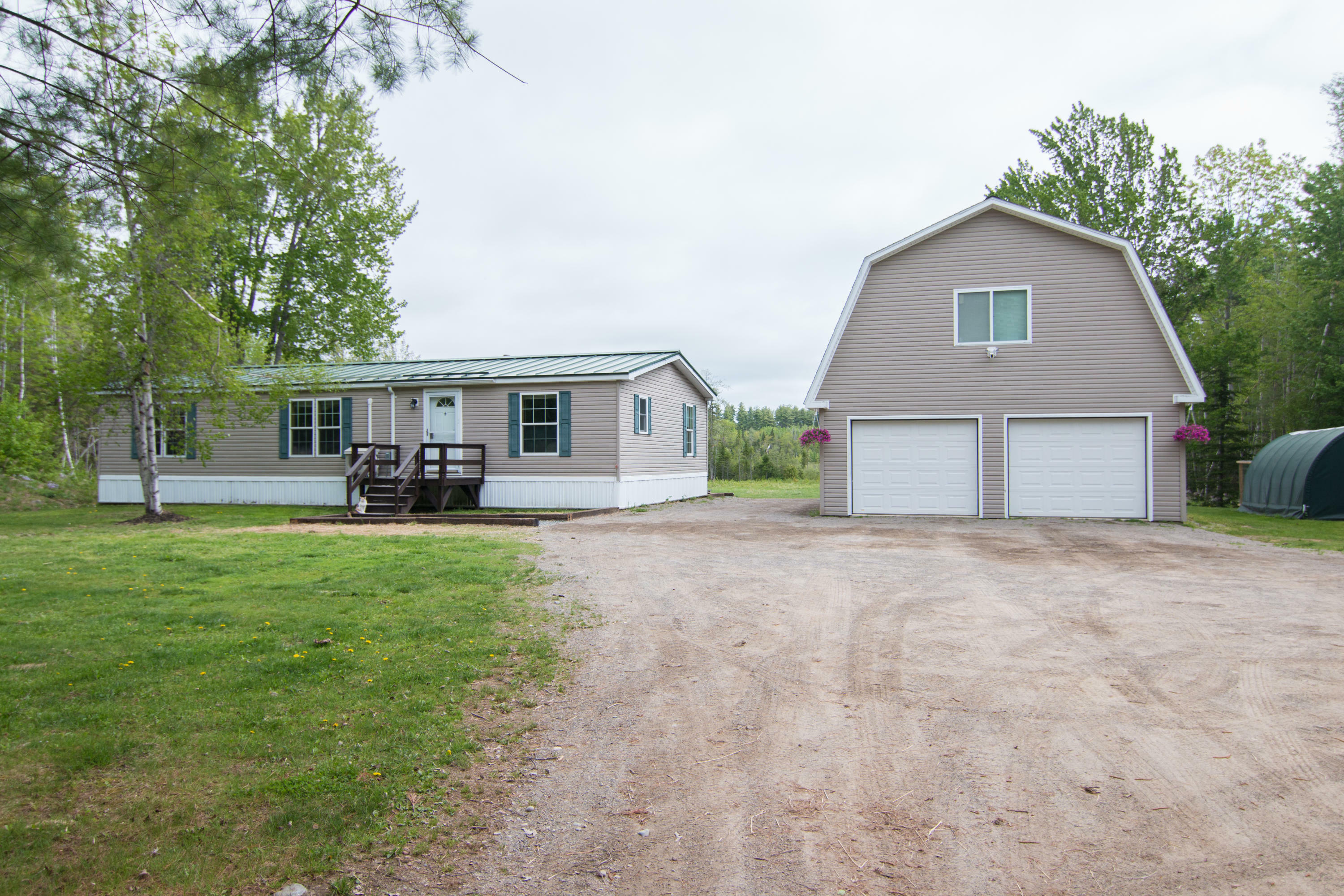 Property Photo:  104 Rocky Ledge Road  ME 04428 