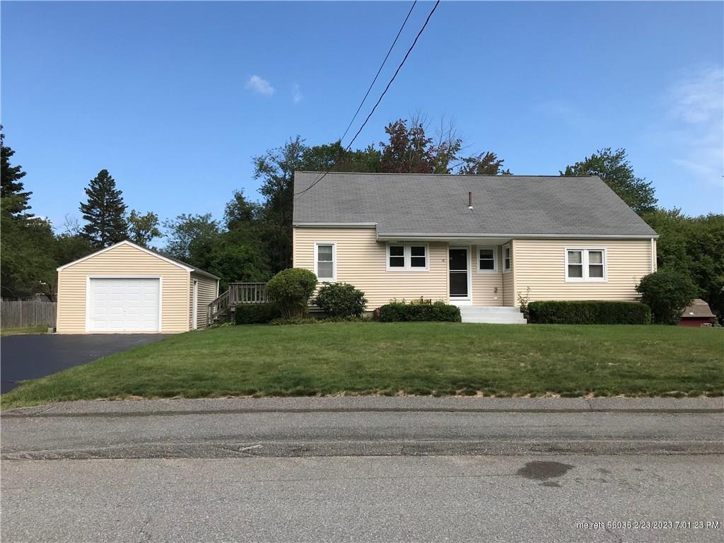 Property Photo: 17 Sunset Road ME 04074