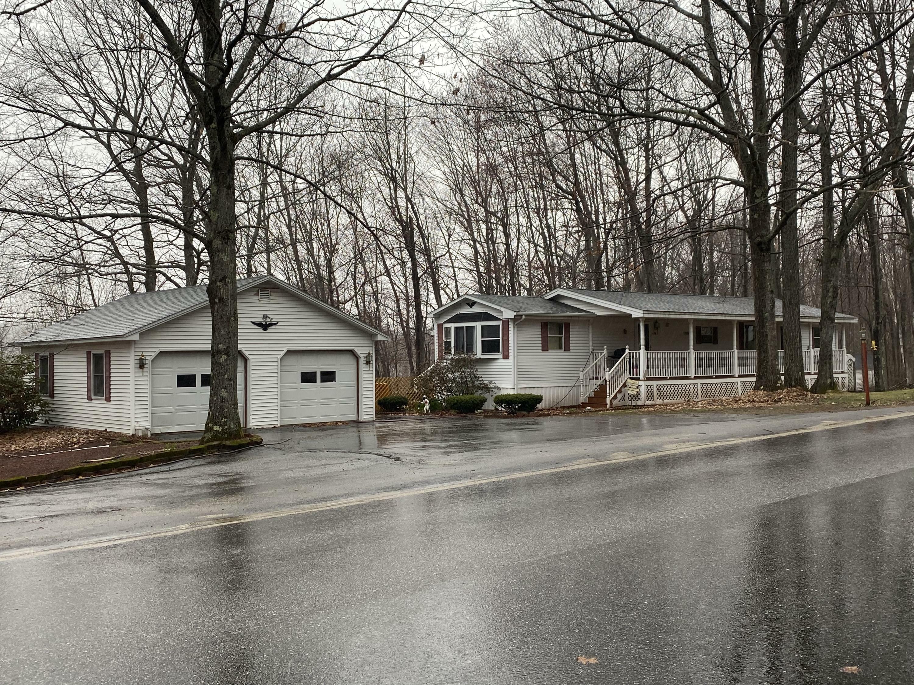 Property Photo: 486 Pond Road ME 04240