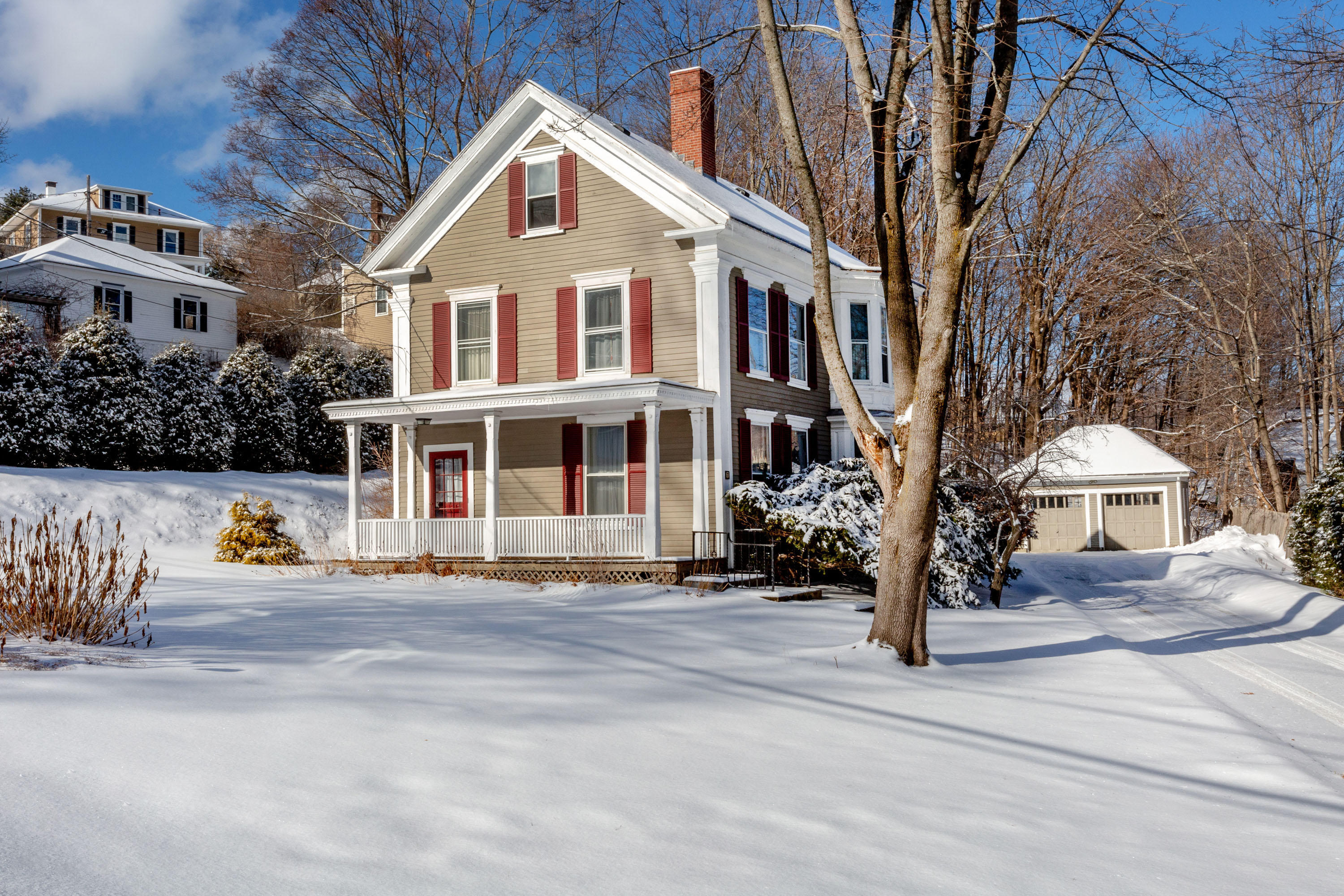 Property Photo: 7 Lake Street ME 04210