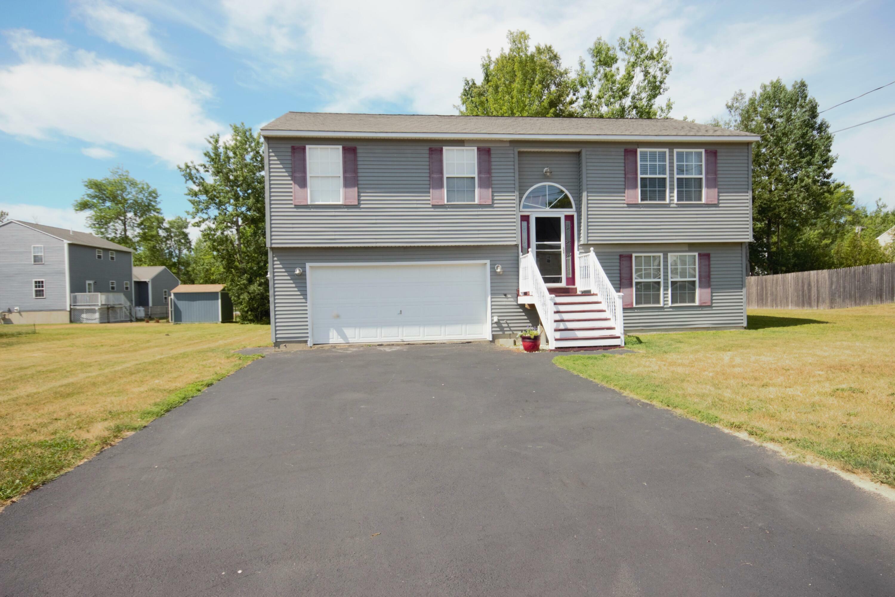 Property Photo:  10 Edgewood Court  ME 04401 