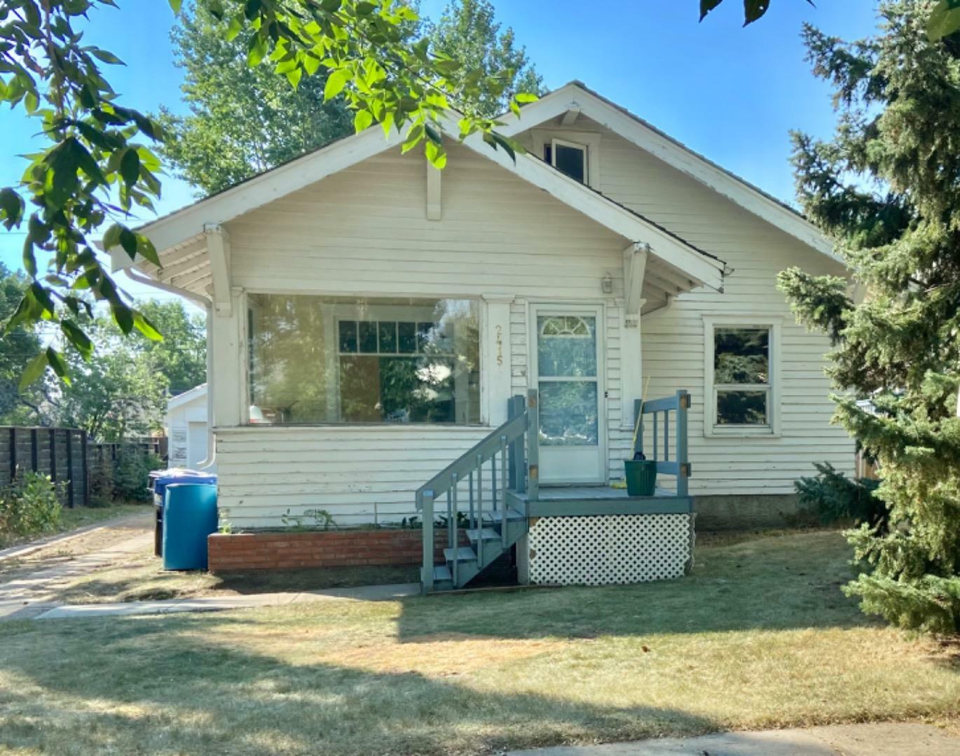 Property Photo: 2415 21 Street AB T0L 1R0