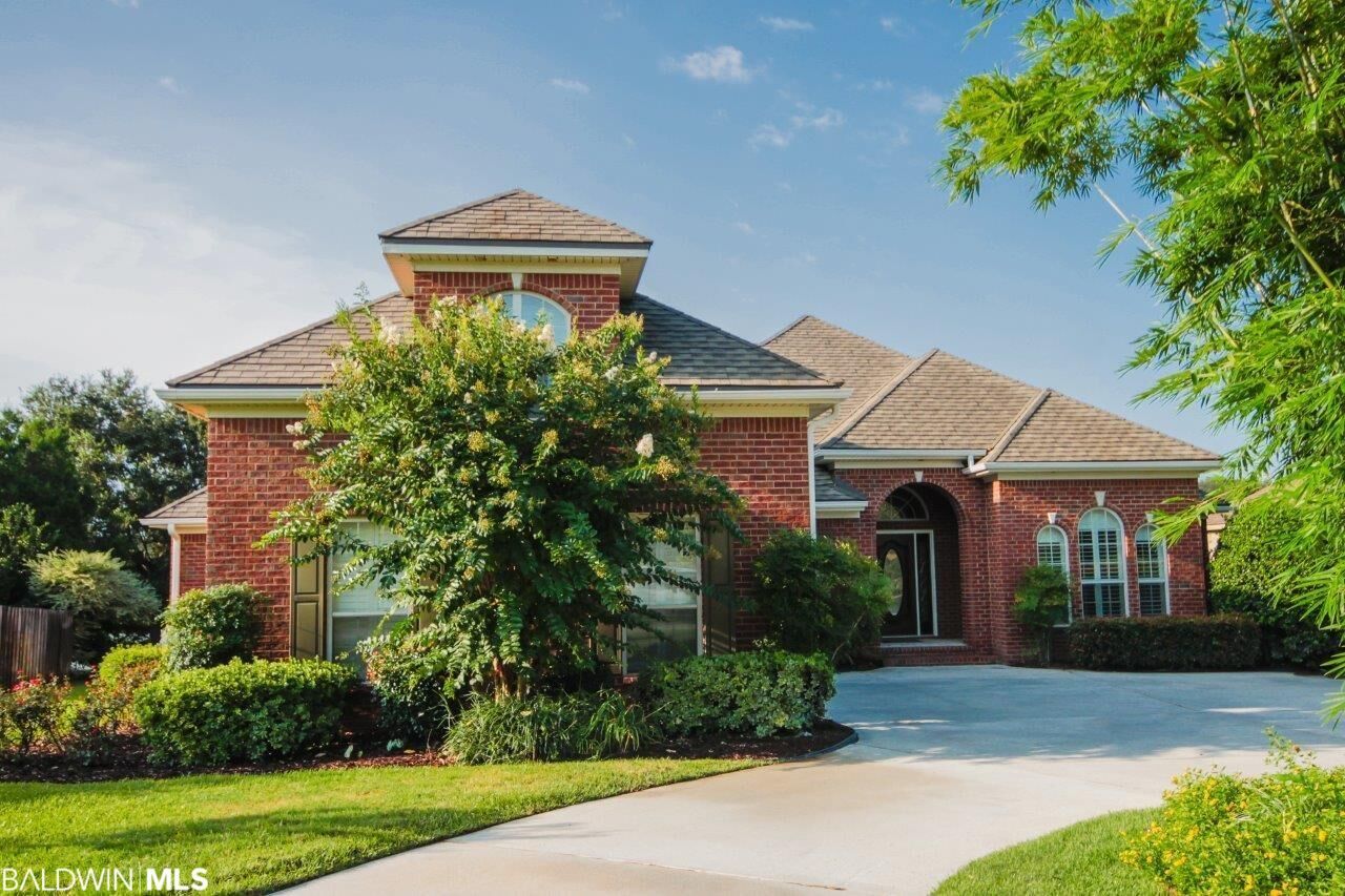 Property Photo: 8718 Lake View Drive AL 36532