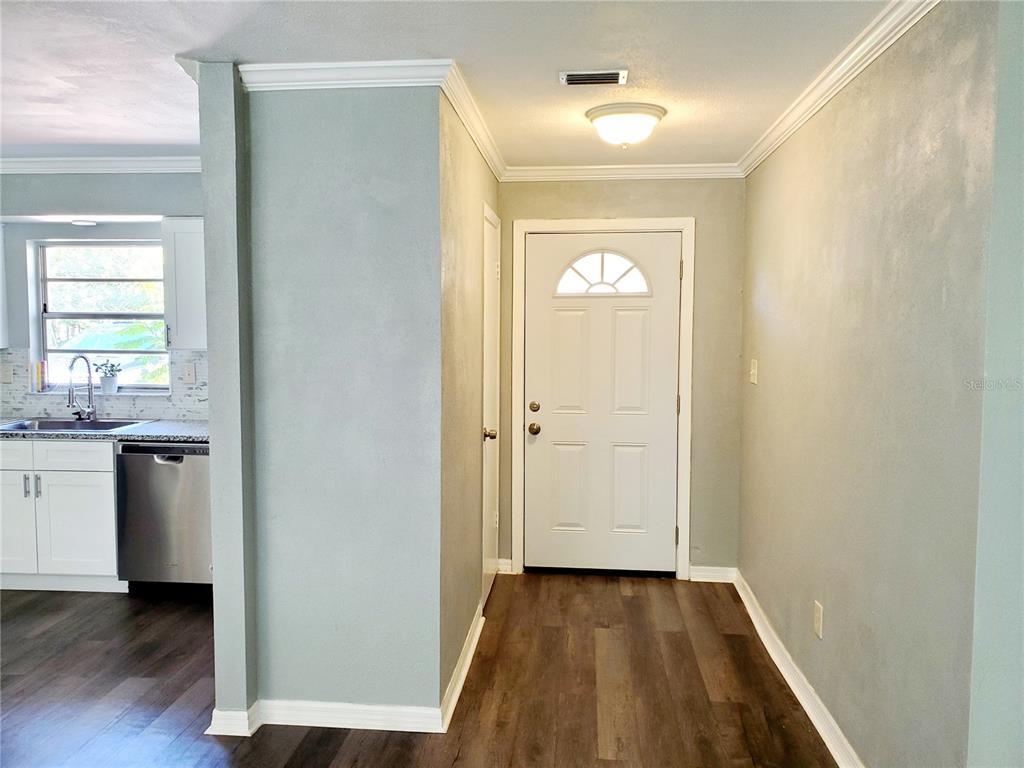 Property Photo:  5609 Satel Drive  FL 32810 