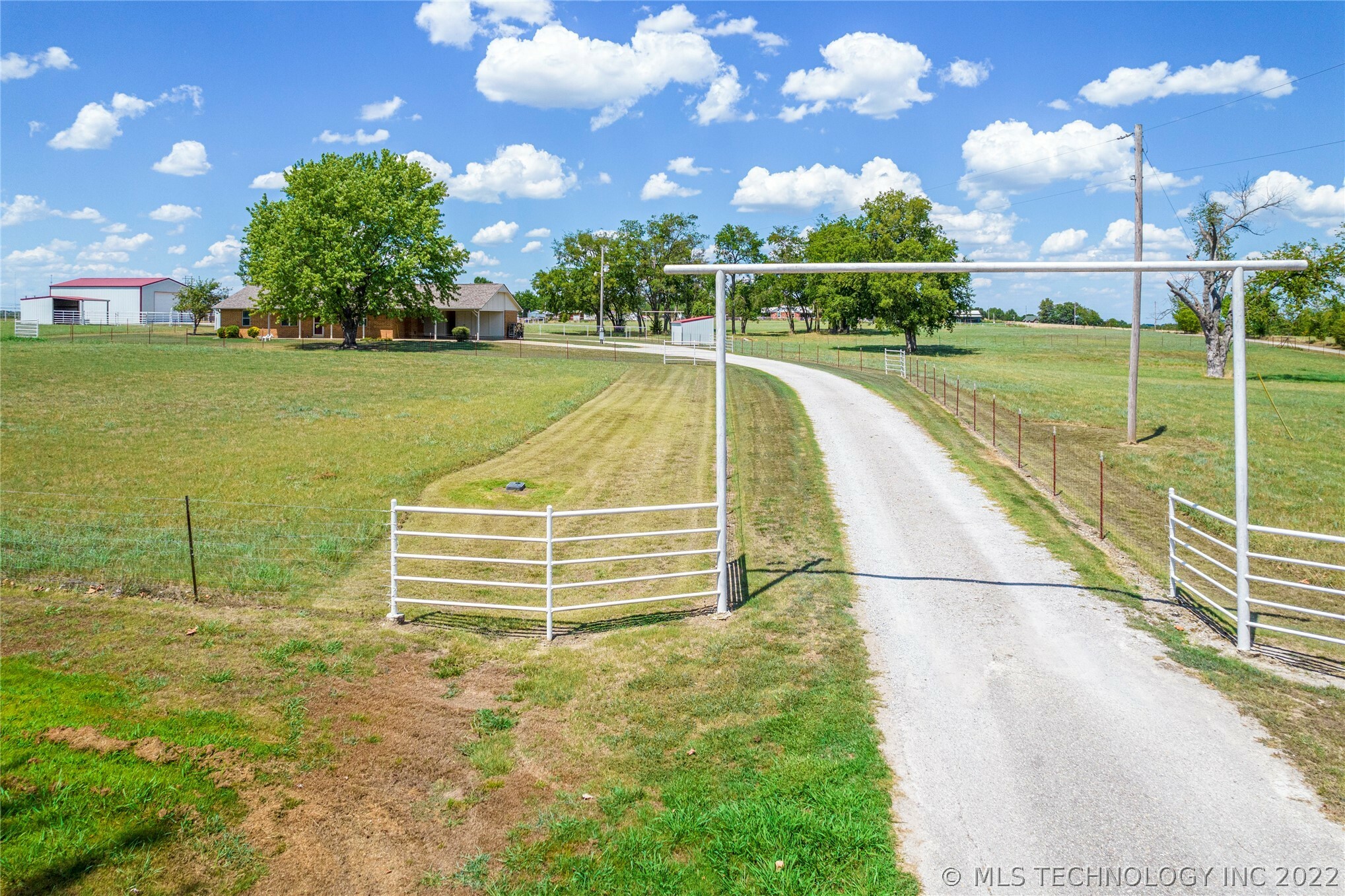 Property Photo:  35593 E 140th Street S  OK 74429 