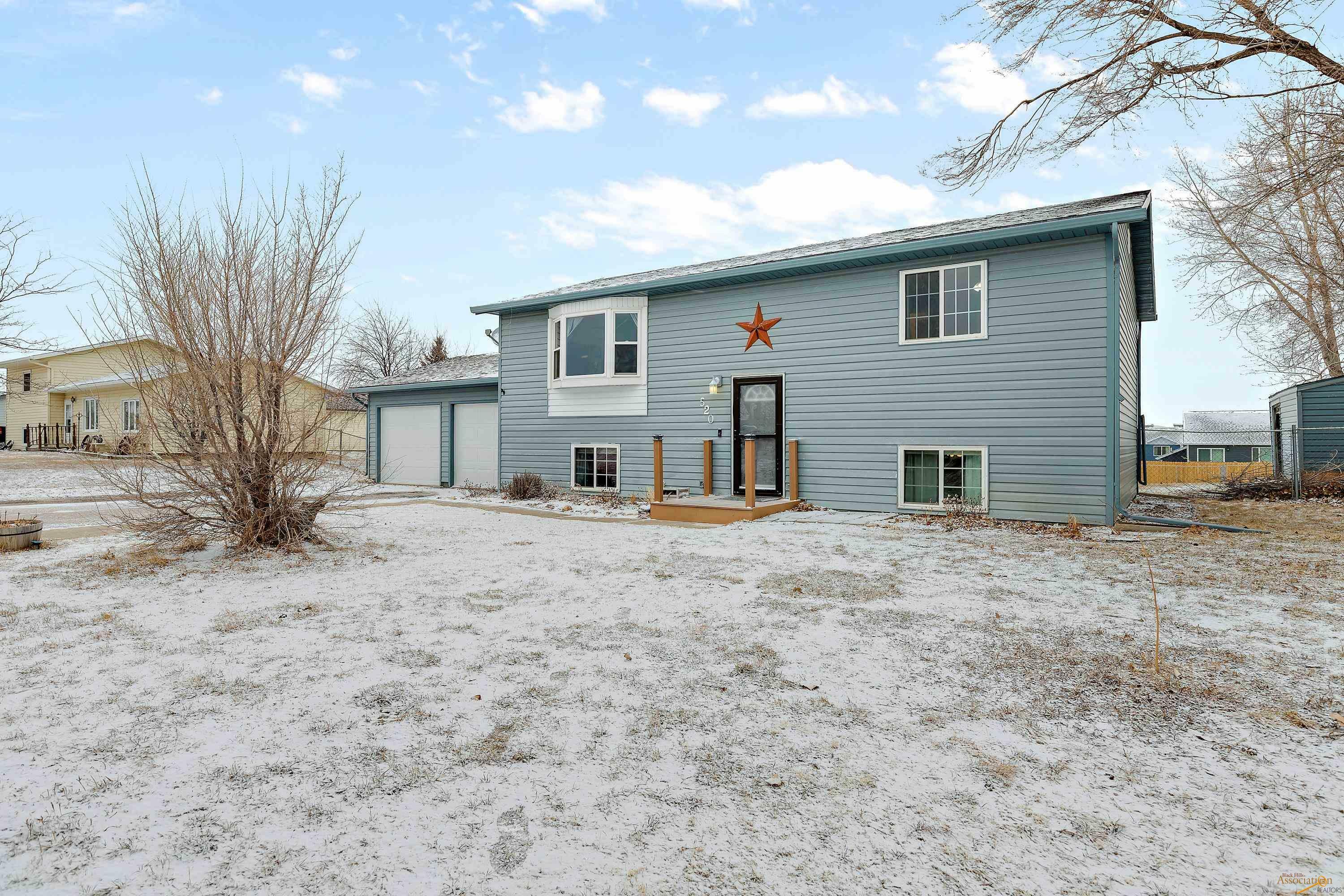 Property Photo:  520 Swallow Dr  SD 57719 