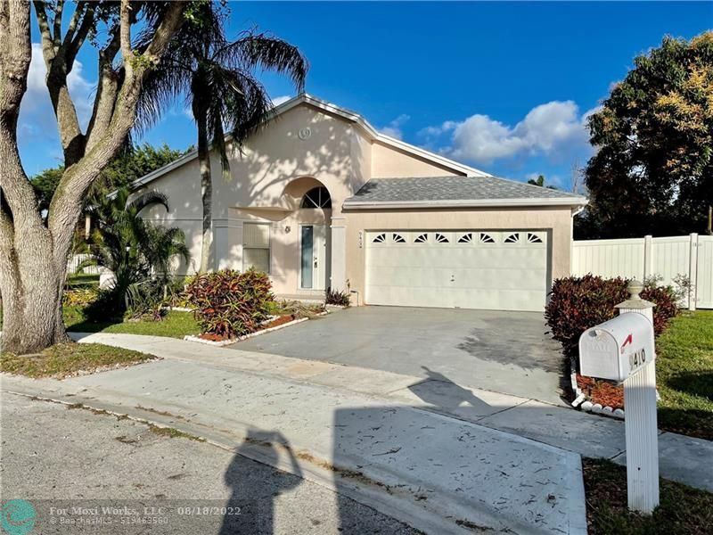 Property Photo:  9400 Atlantic St  FL 33025 