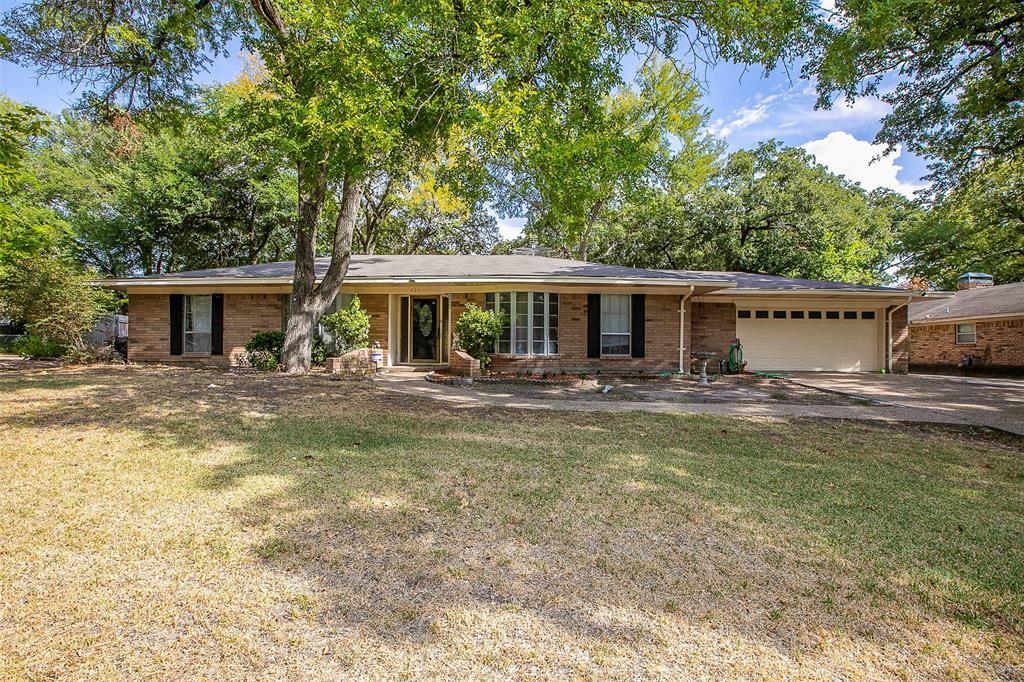 Property Photo:  325 Forrest Lane  TX 75110 