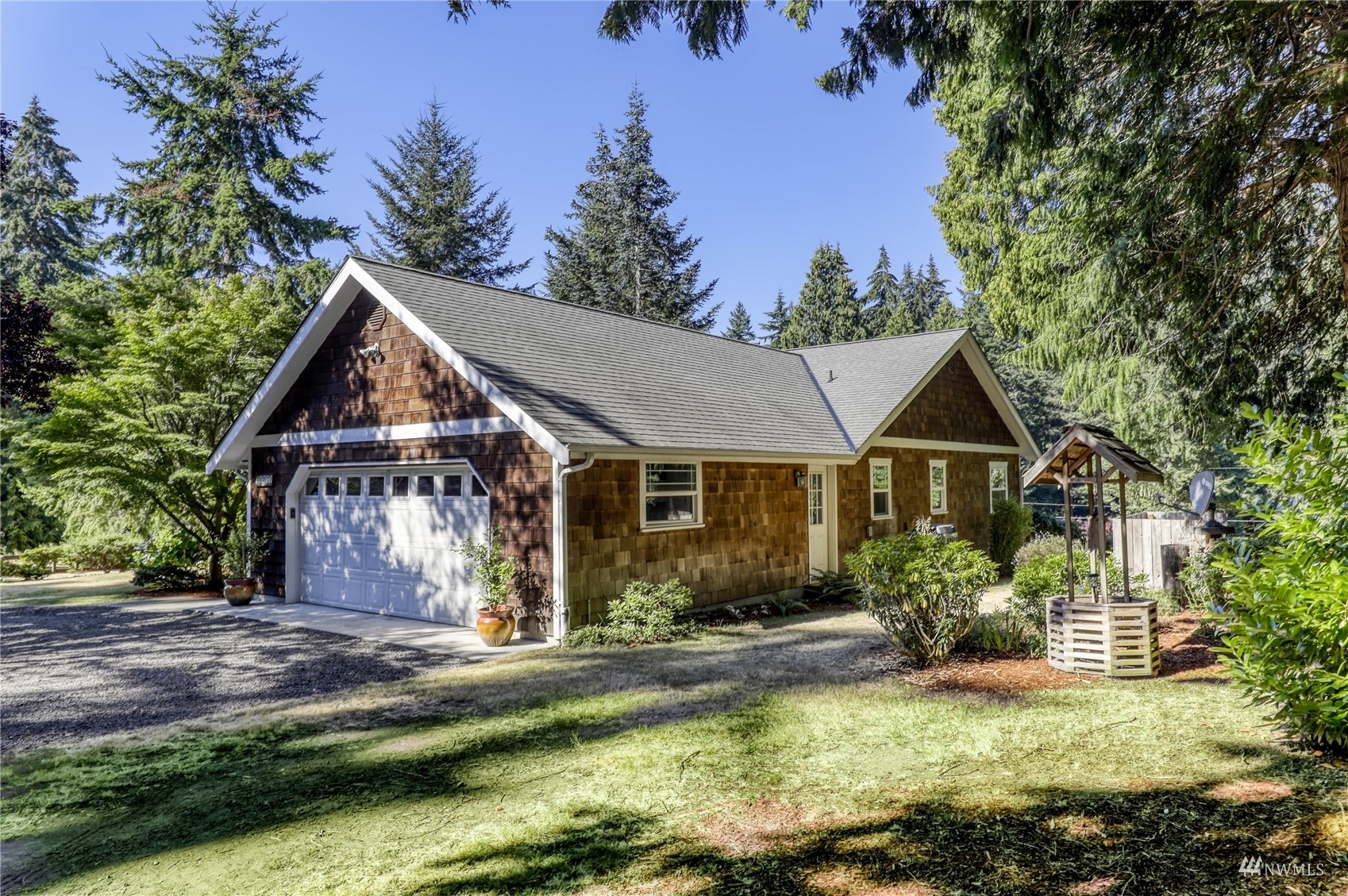 Property Photo:  10251 NE Hyla Avenue  WA 98110 