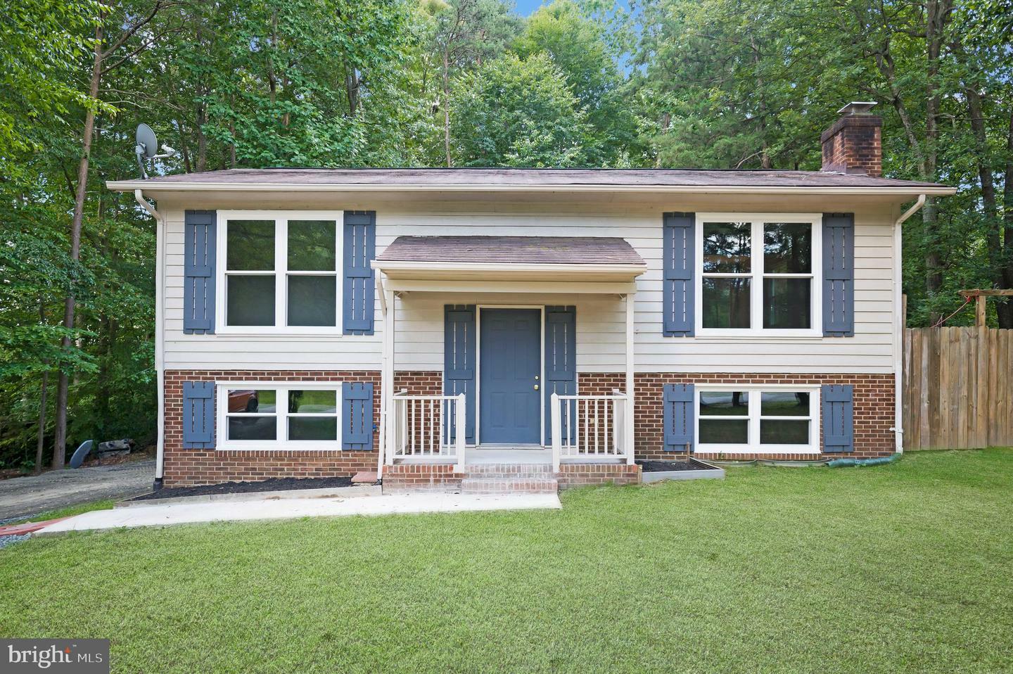 Property Photo:  500 Pleasants Drive  VA 22407 