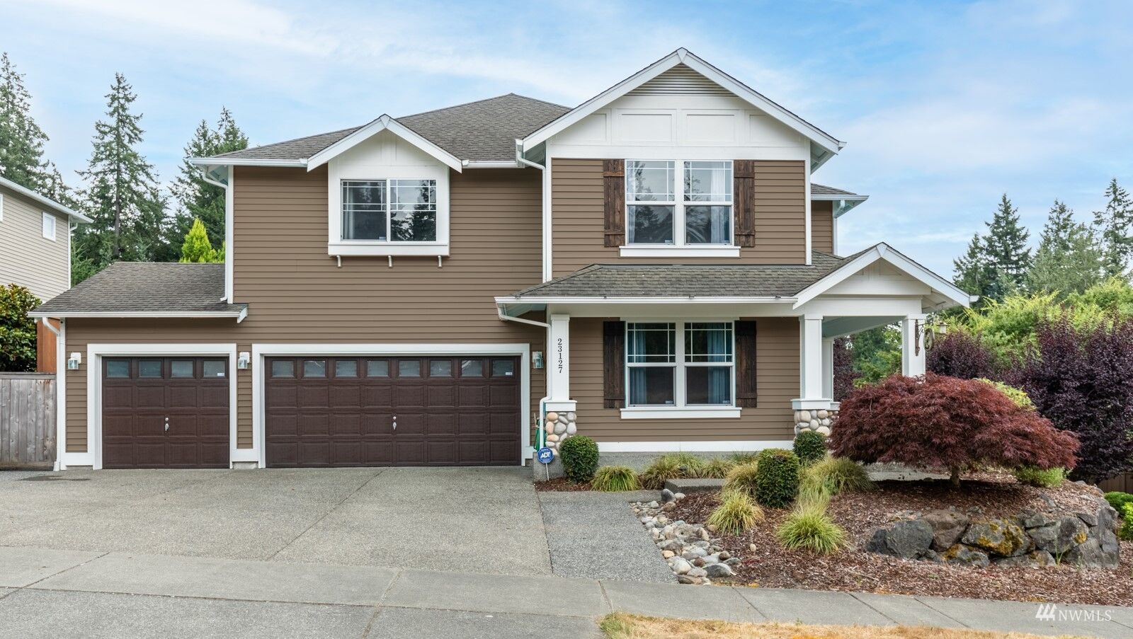 Property Photo:  23127 SE 263rd Street  WA 98038 