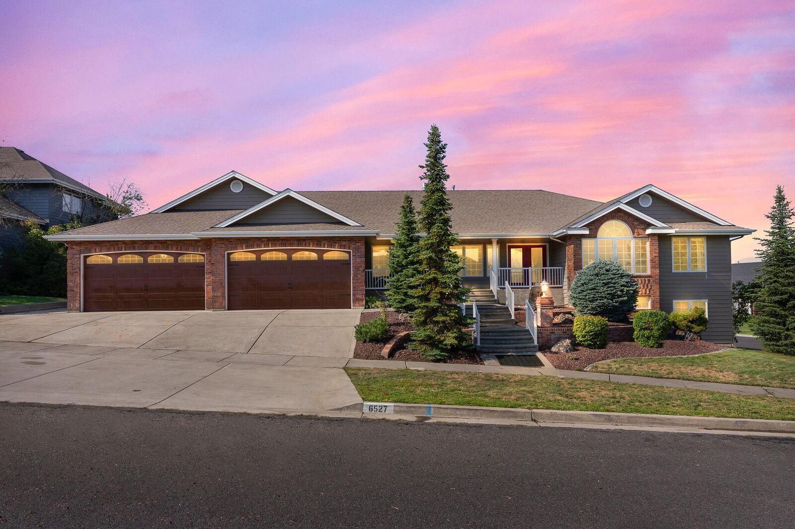 Property Photo:  6527 W Skagit Ave  WA 99208 