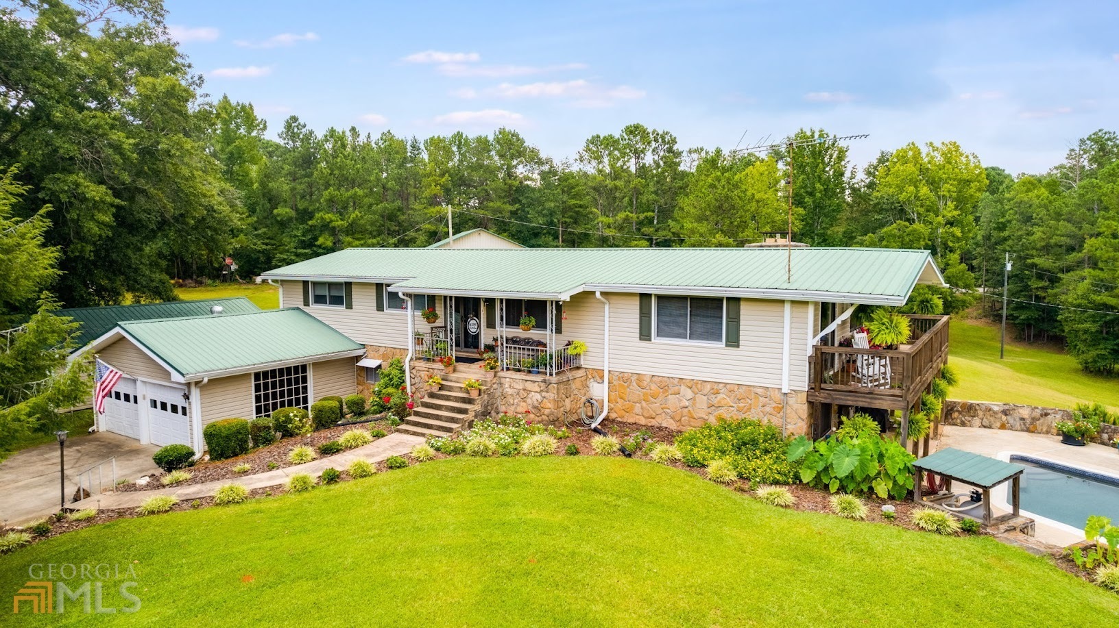 Property Photo: 1130 Old Columbus Road GA 30108