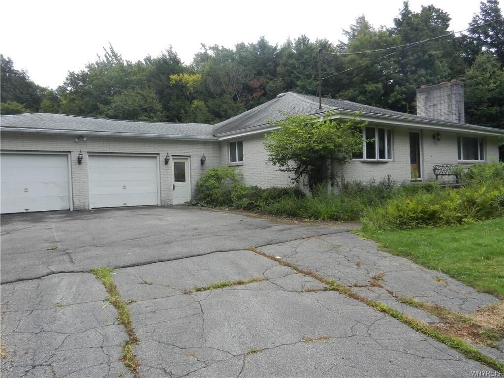 Property Photo:  11151 Trevett Road  NY 14141
