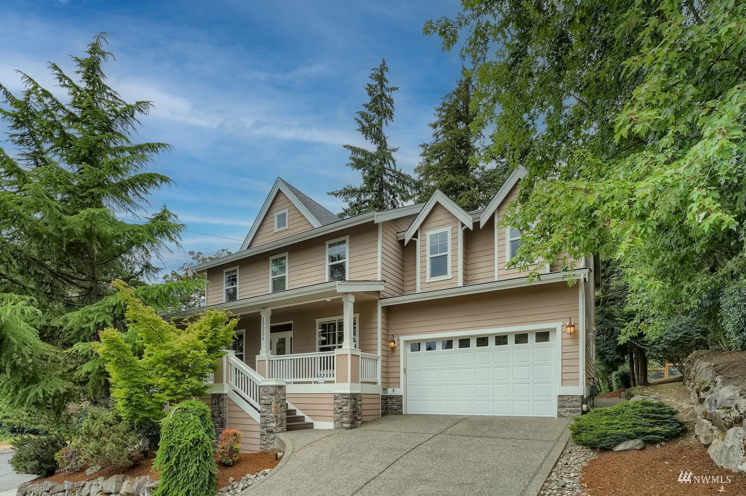 Property Photo:  10004 SE 218th Place  WA 98031 