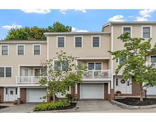 Property Photo:  15 Currier Street 2  MA 01913 