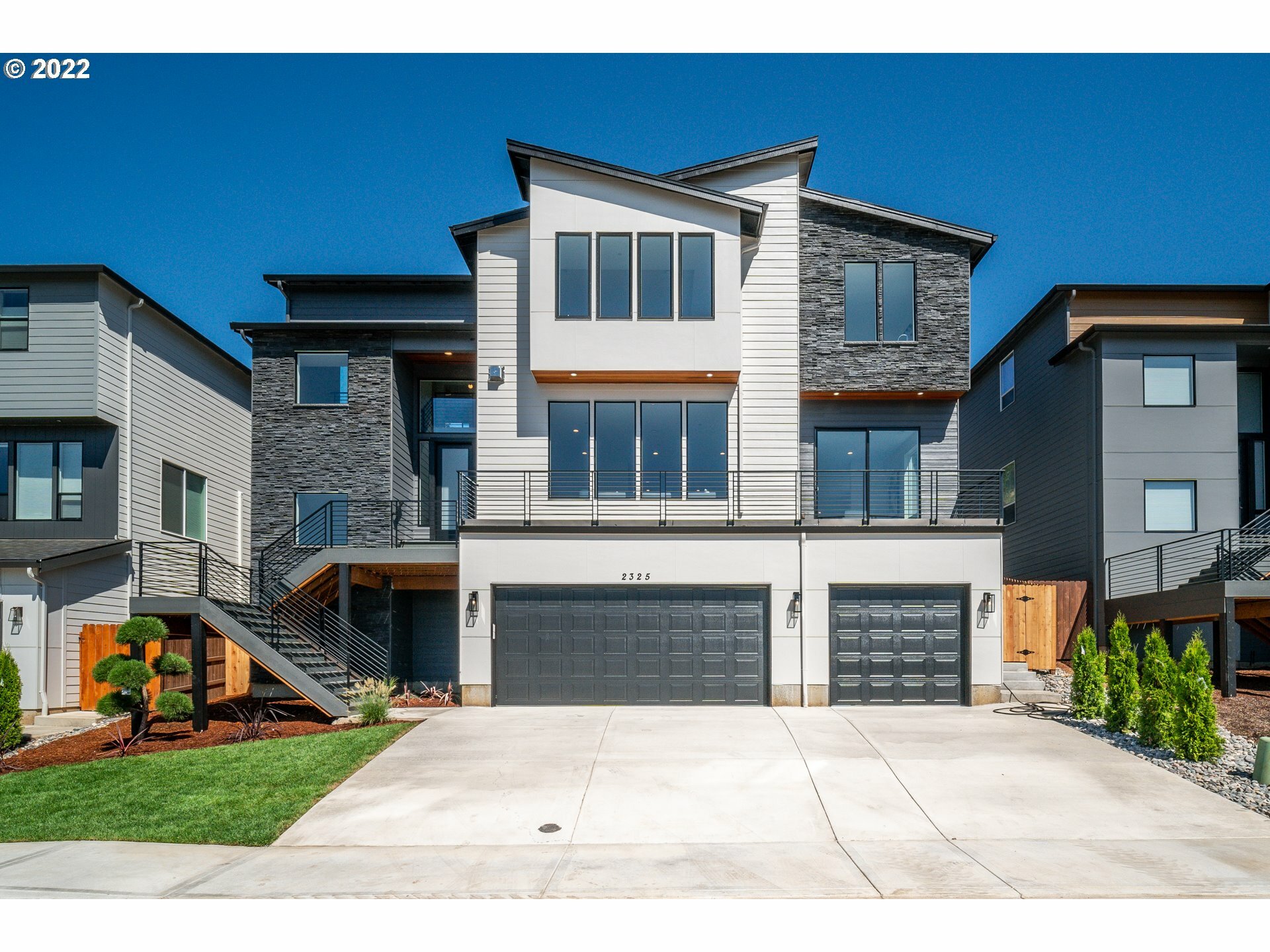 Property Photo:  2325 N S St  WA 98671 