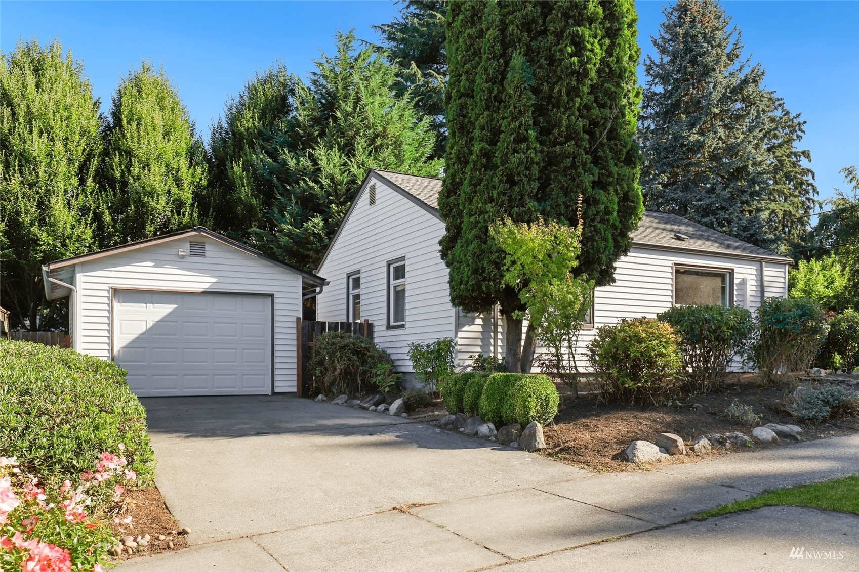 Property Photo:  8803 Burke Avenue N  WA 98103 