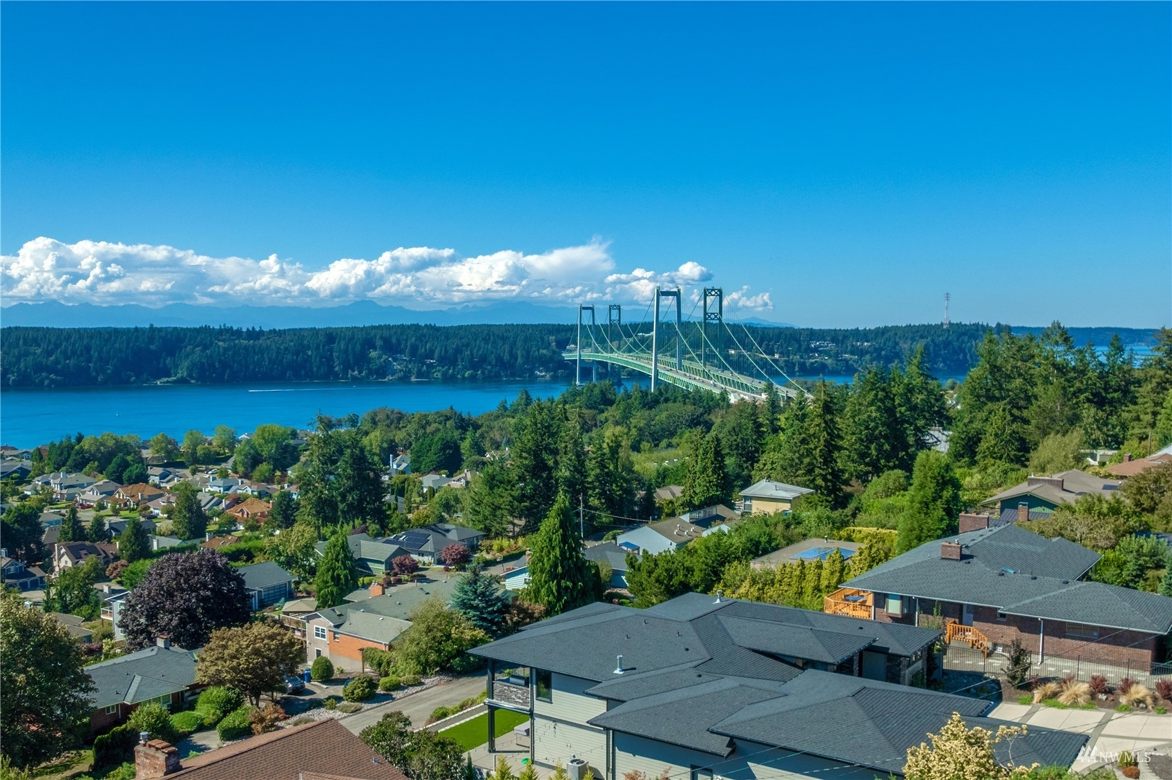 Property Photo:  610 Vista Drive  WA 98465 