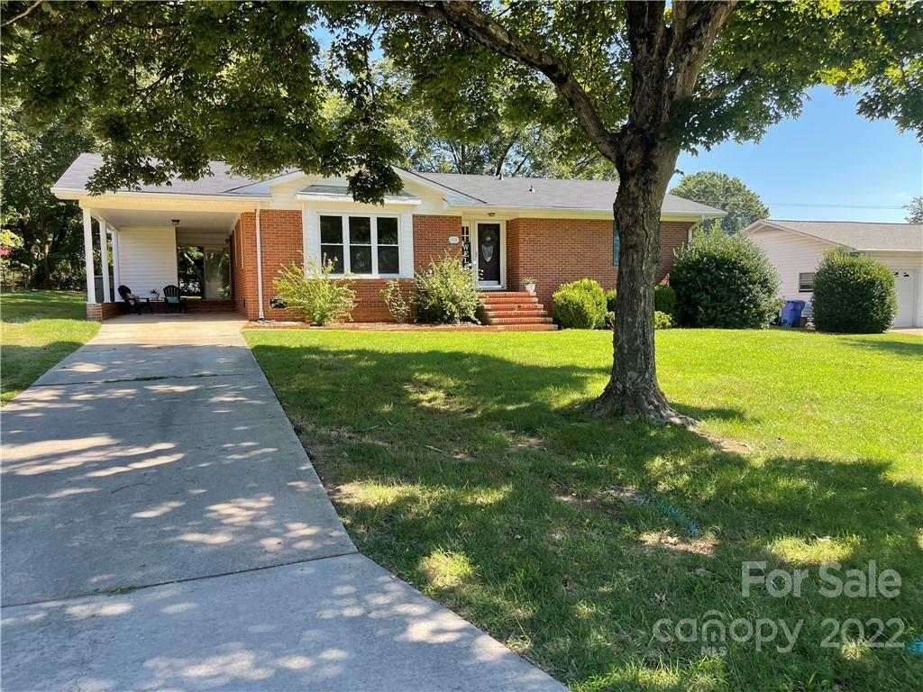 Property Photo:  914 Center Avenue E 12  NC 28115 