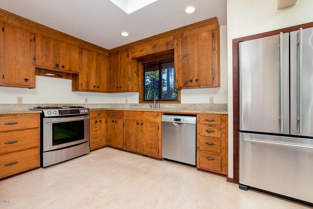 Property Photo:  31720 Dennison Lane  CA 95437 