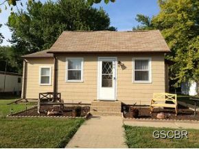 Property Photo:  309 W Clay  SD 57025 