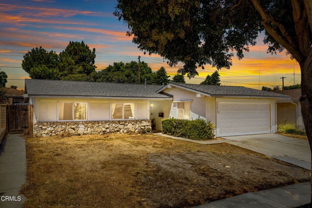 Property Photo:  7219 Lemur Street  CA 93003 