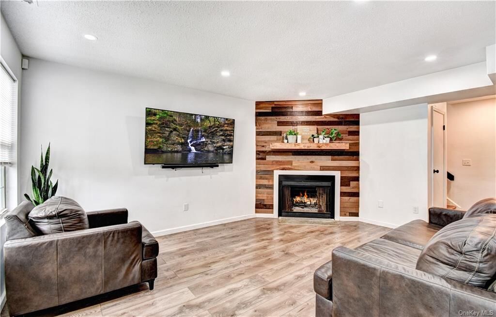 Property Photo: 1107 Whispering Hills NY 10918