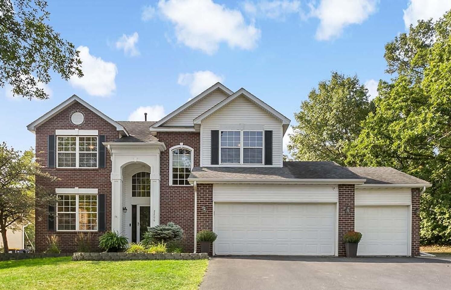 Property Photo: 2206 Storland Road MN 55122