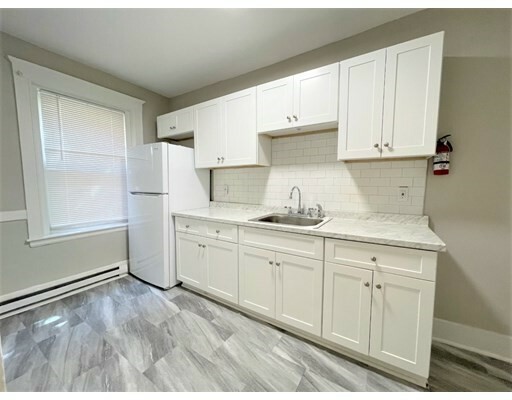 Property Photo: 15 Huss Ct 102 MA 01905