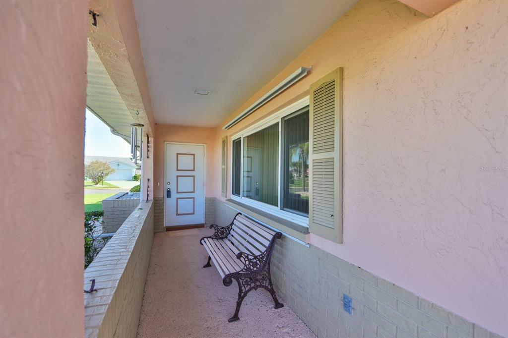 Property Photo:  312 Stoneham Drive  FL 33573 