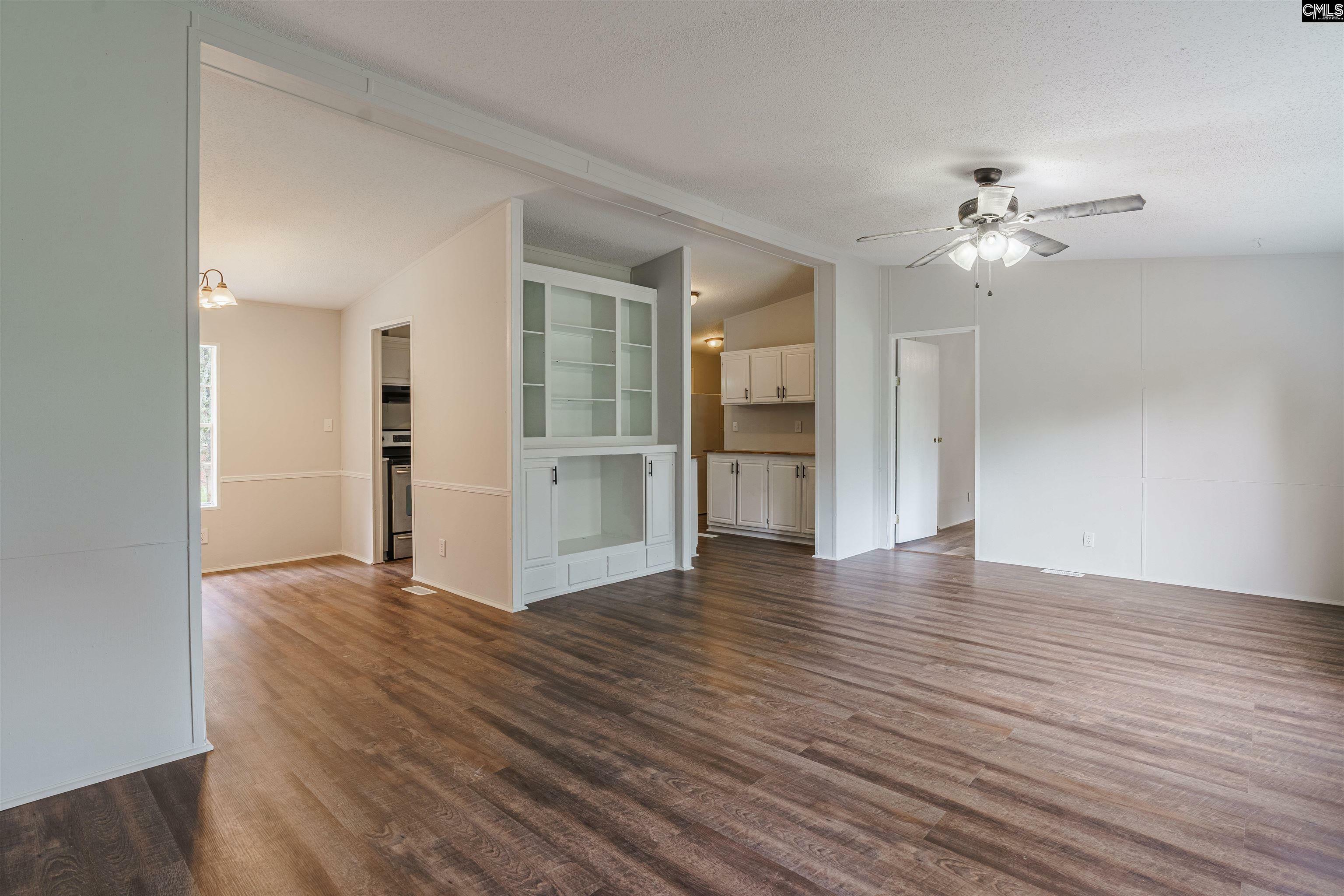 Property Photo:  431 Mimosa  SC 29053 