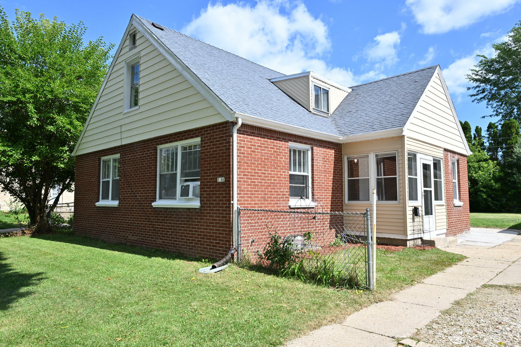 Property Photo: 5280 N 58th St WI 53218
