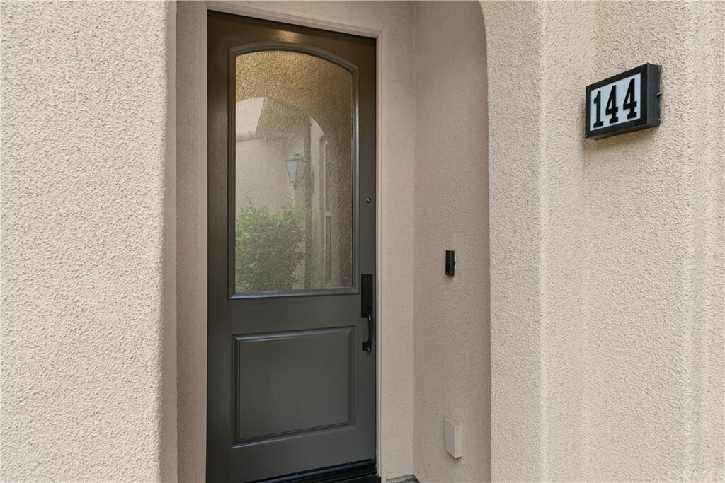 Property Photo: 144 Briarberry CA 92618