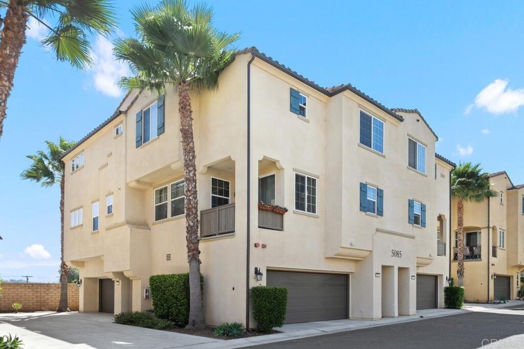 Property Photo:  5085 Cascade Way 101  CA 92057 
