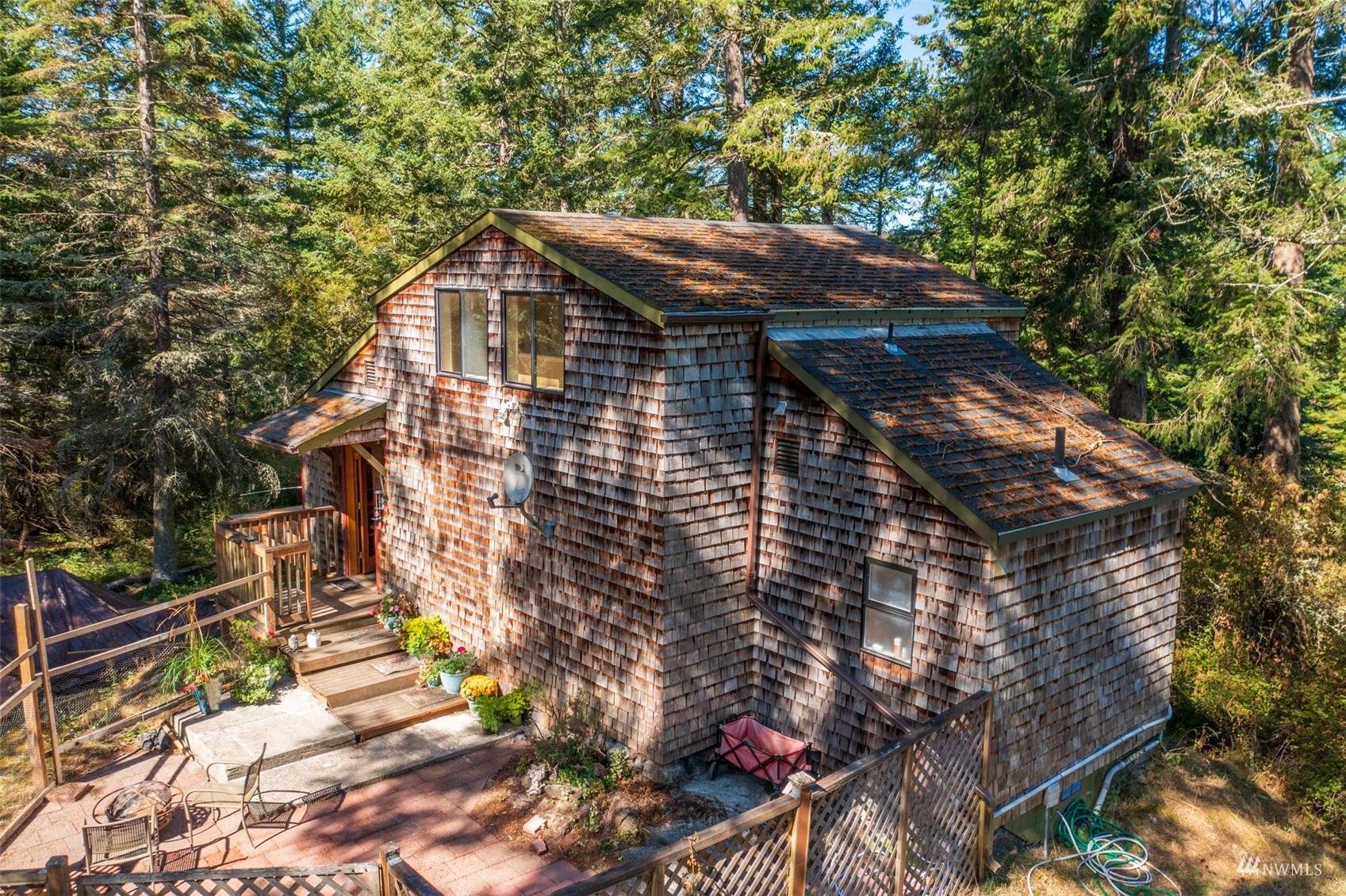 Property Photo:  496 Cayou Valley Road  WA 98245 