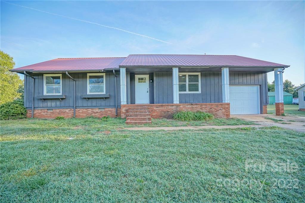 Property Photo:  2180 Grace Church Road  NC 28147 