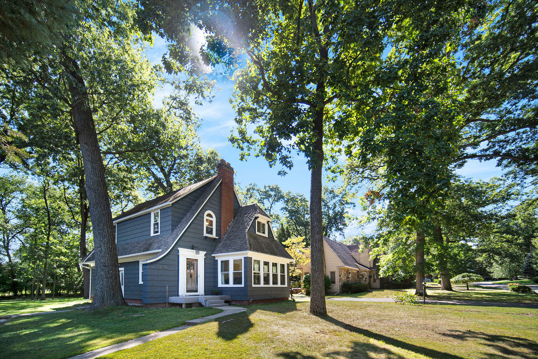 Property Photo: 815 Briarcliff Road MI 49203