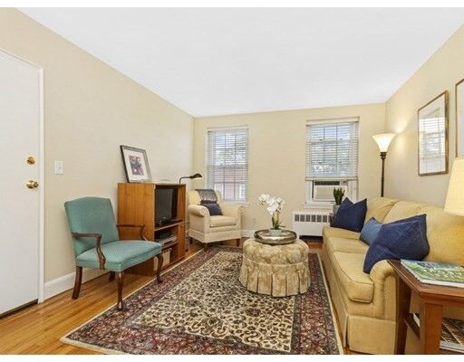 Property Photo:  29 Englewood Ave 29-5  MA 02445