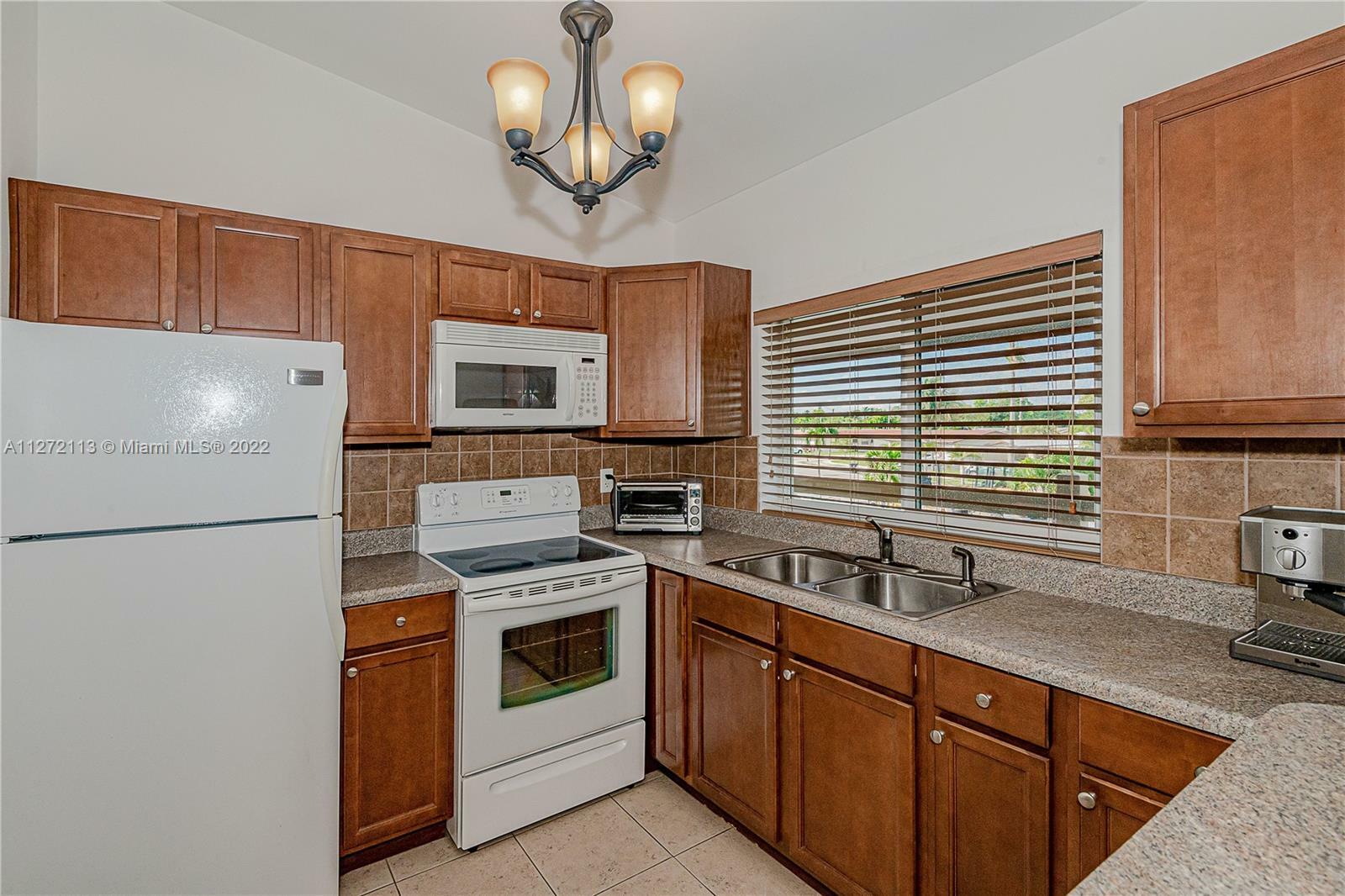 Property Photo:  3060 NW 43rd Ter 201  FL 33313 