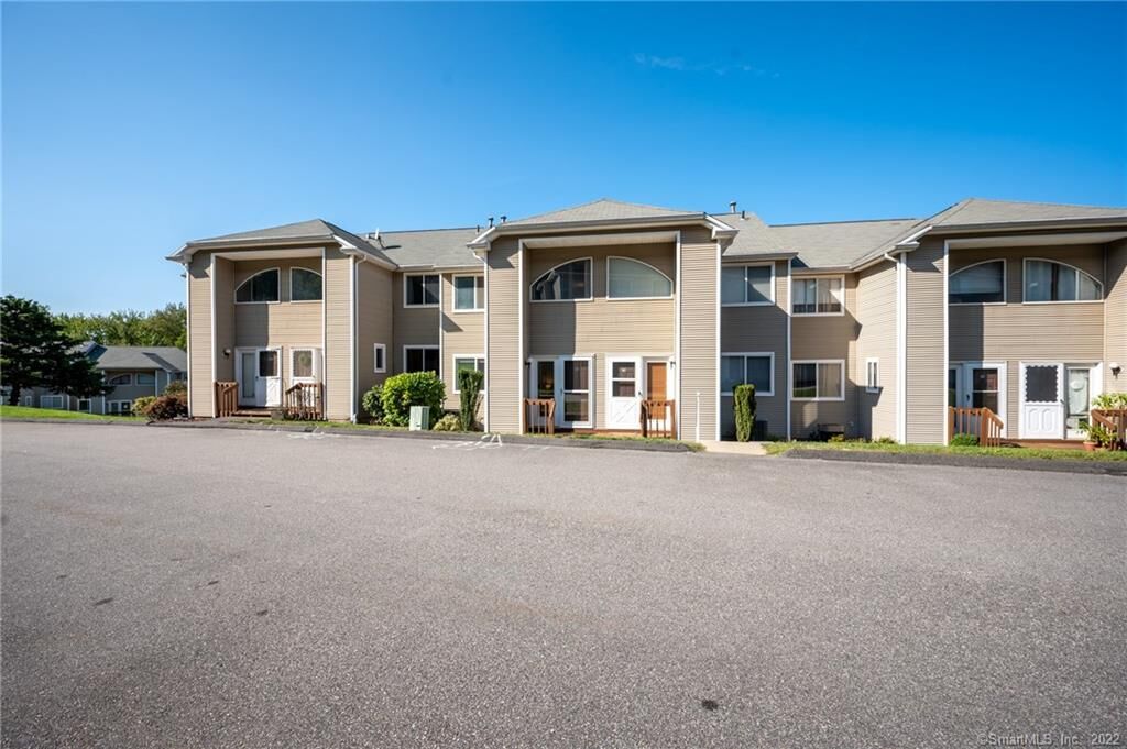 Property Photo: 80 Country Lane 38 CT 06066