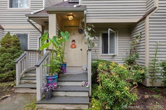 Property Photo:  111 Mallane Lane 2E  CT 06770 
