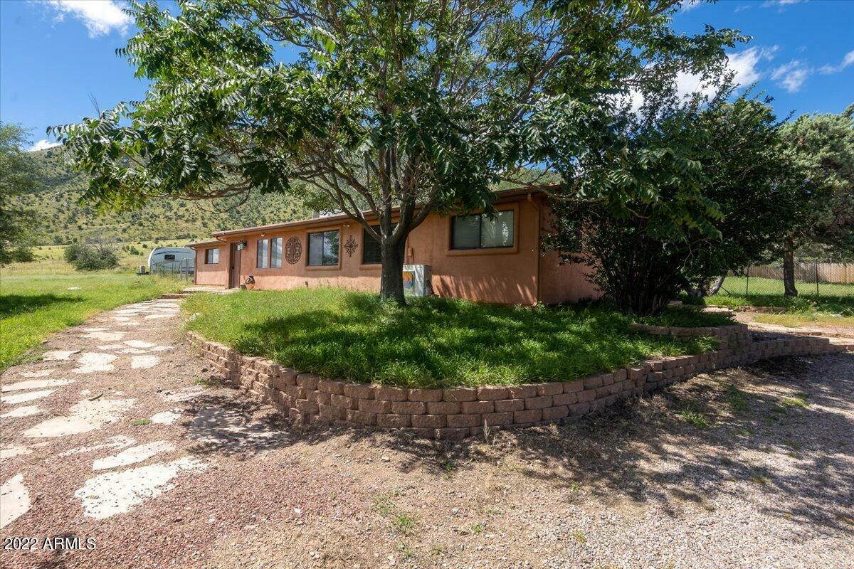 Property Photo:  5820 E Prince Placer Road  AZ 85615 