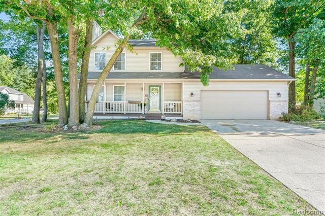 Property Photo:  2277 N Laurel Oak Drive  MI 48855 