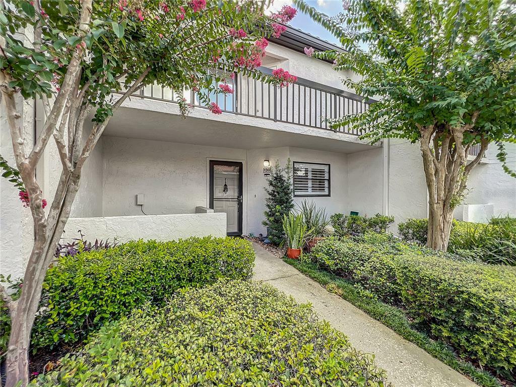 Property Photo:  130 Killarney Bay Court 5-3  FL 32789 