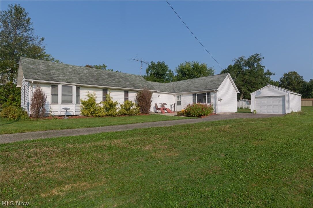 Property Photo:  5560 Kirk Road  OH 44406 